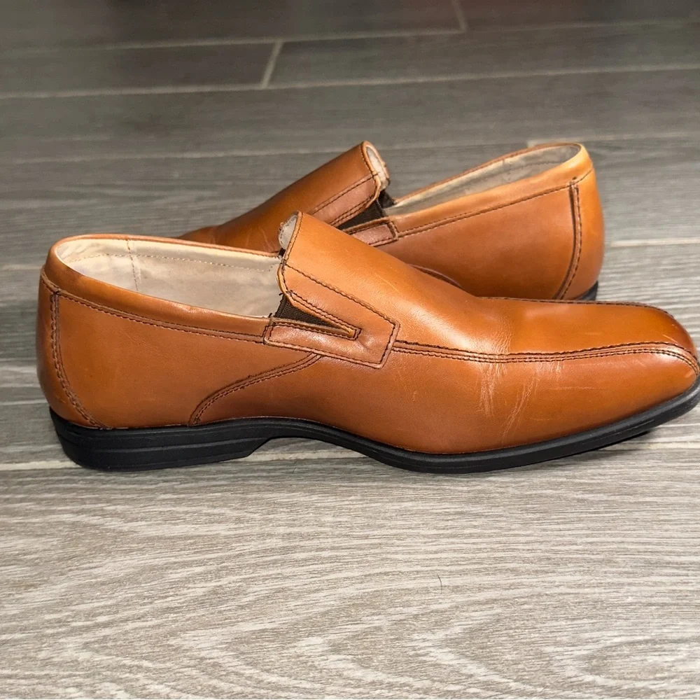 Florsheim Kids Boys Reveal Loafers Brown Leather Bike Toe Slip On Shoes Size 5M